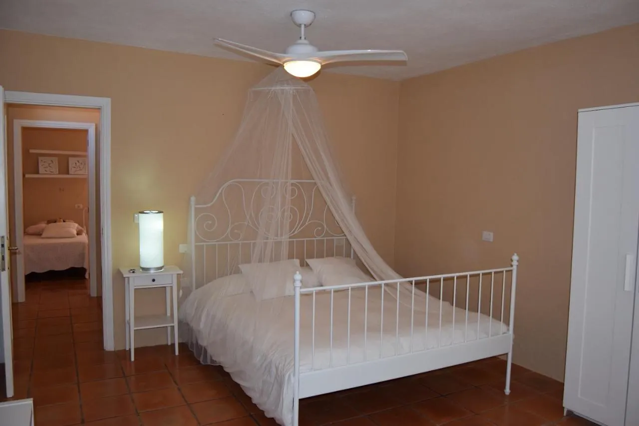 Villa Ste Maxima,Wifi, Heated Pool, Garden, Sea Views Callao Salvaje Hiszpania